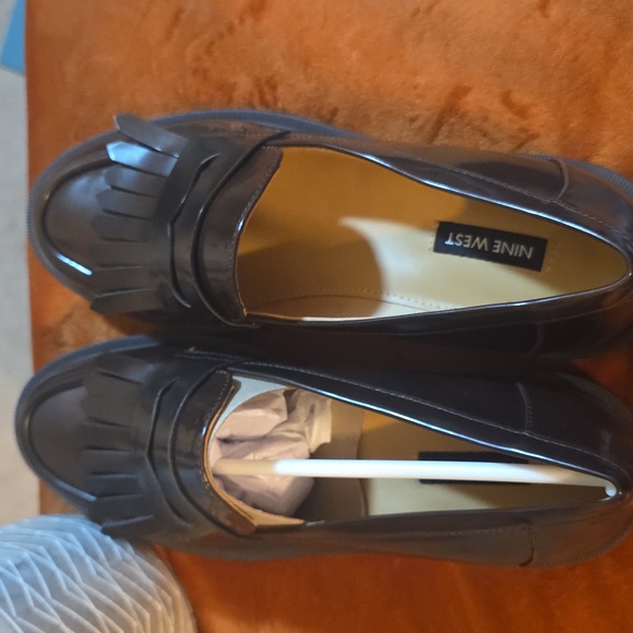 Nine West Glossy Brown Leather Loafers - Picture 4 of 10